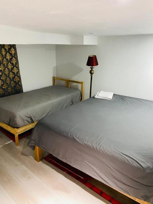 טורונטו Lovely II Space Share A Room East York Canada מראה חיצוני תמונה