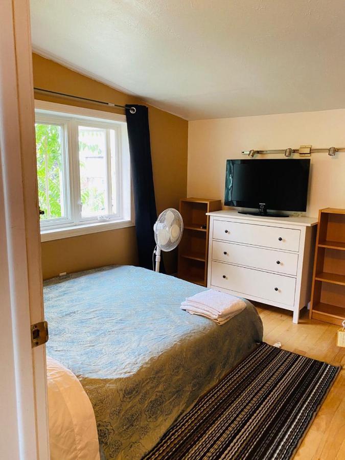 טורונטו Lovely II Space Share A Room East York Canada מראה חיצוני תמונה